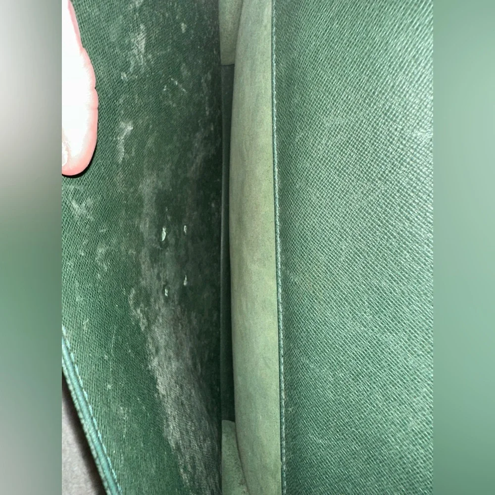 Louis Vuitton Large Green Taiga Leather Briefcase - Picture 7 of 12